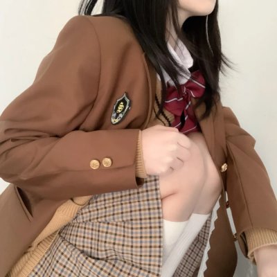 牌坊下的女人